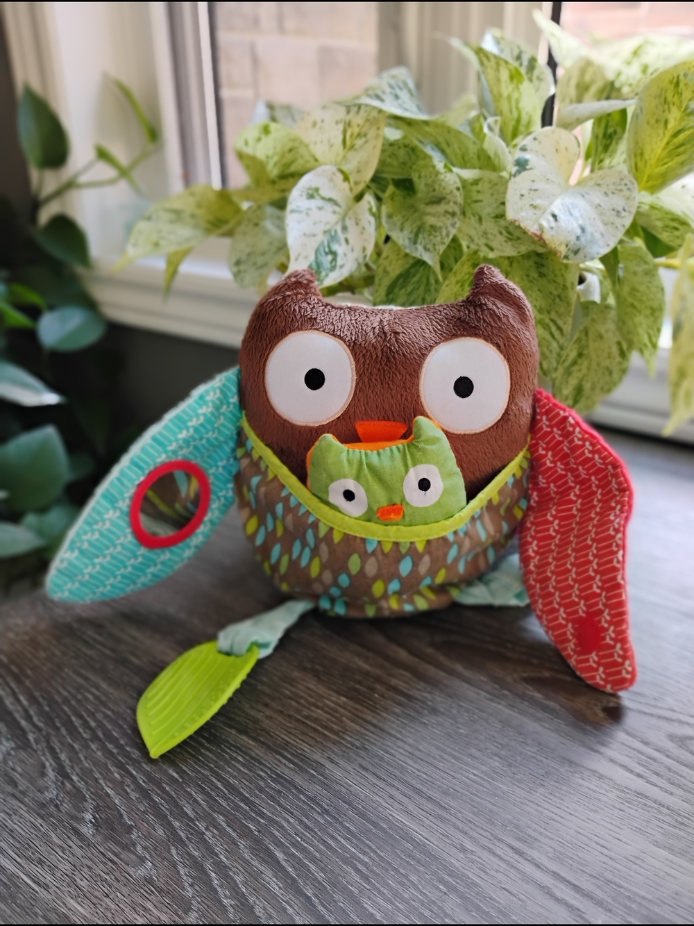 Skip Hop Hug and Hide Mom with Baby Owl Crinkle Wings Baby Toy
